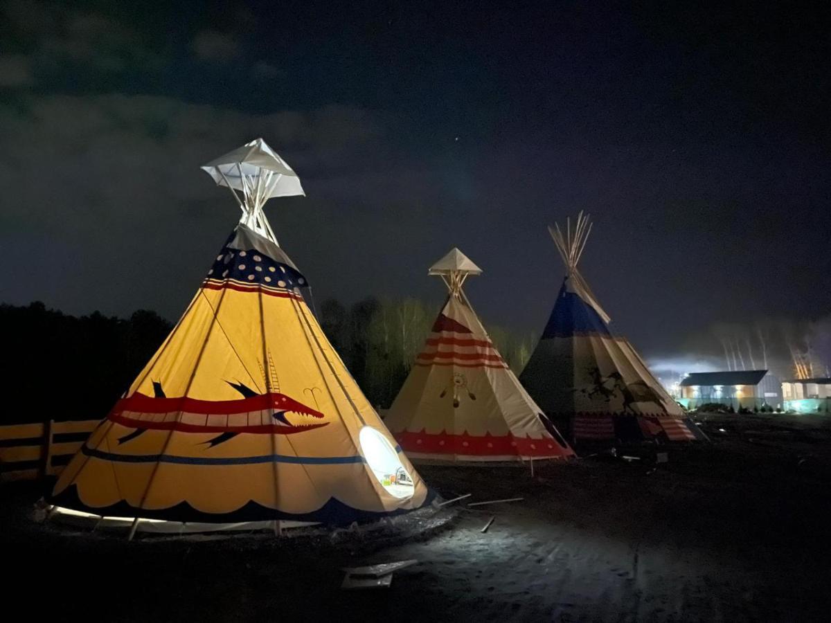 Отель Indiana Camp - 150 M Od Suntago Park Grabce-Towarzystwo Экстерьер фото