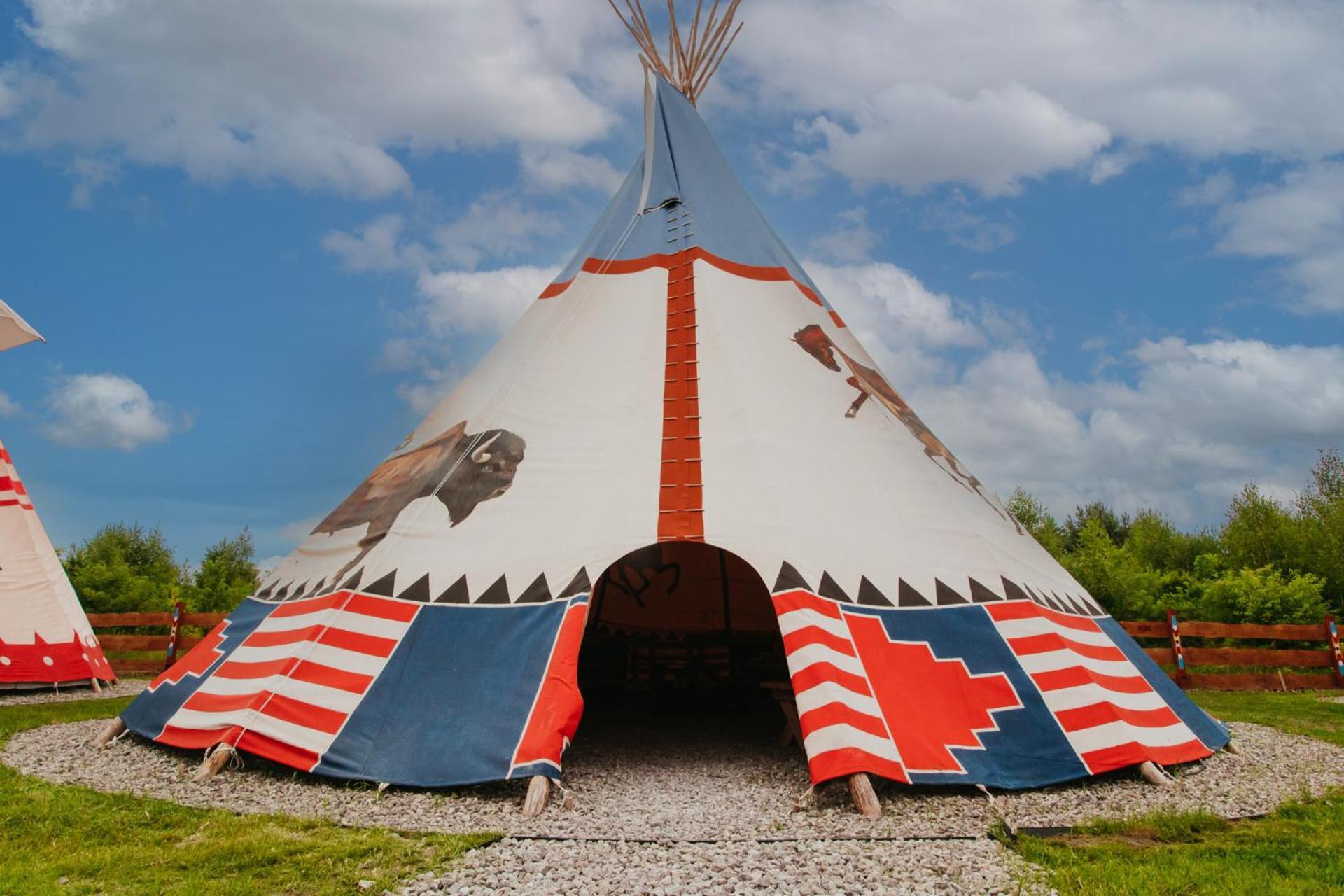 Отель Indiana Camp - 150 M Od Suntago Park Grabce-Towarzystwo Экстерьер фото
